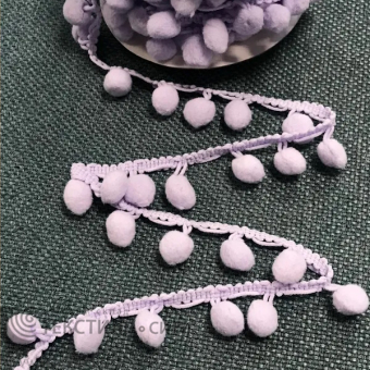 Тесьма-бахрома с помпонами FBL-02 "BLITZ" Ш-21 мм Д-12 мм цв.св.фиолетовый 47-02-081