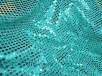 Пайетки на сетке